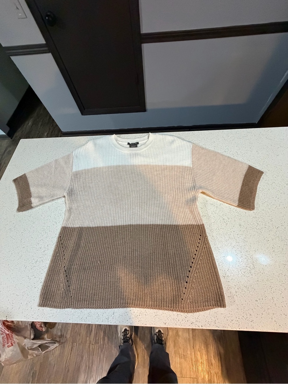 Women’s Colorblock Knit Sweater in Cream and Brown
